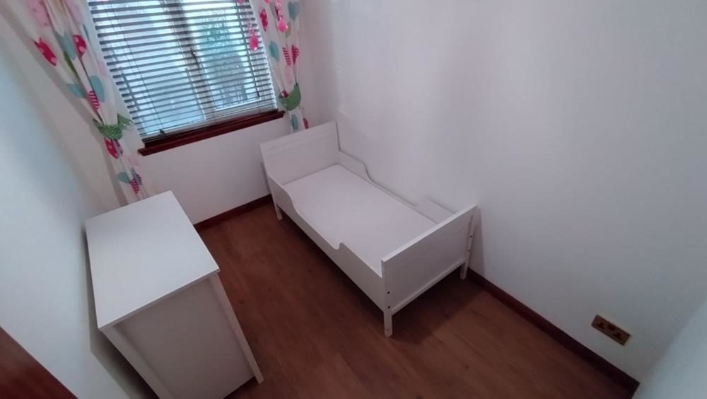 779503248525 W