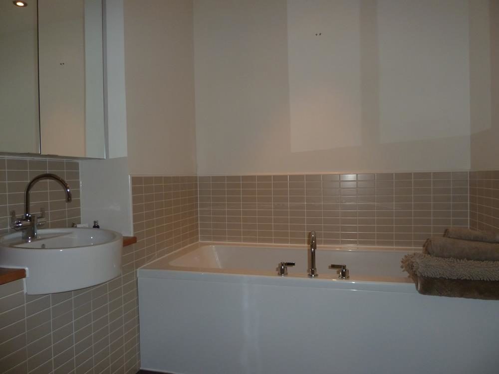 APL200563149 W